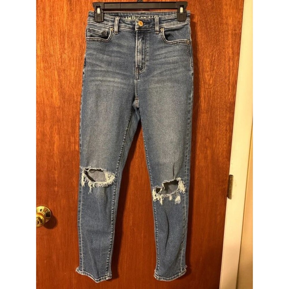 American Eagle Jeans Women 00 Mom Jean Hi-Rise Distressed Whiskered Denim Pants